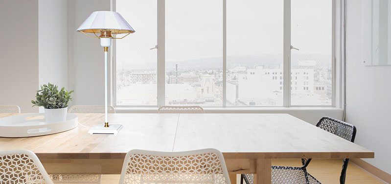 Luzzante Tischleuchte in New York Loft